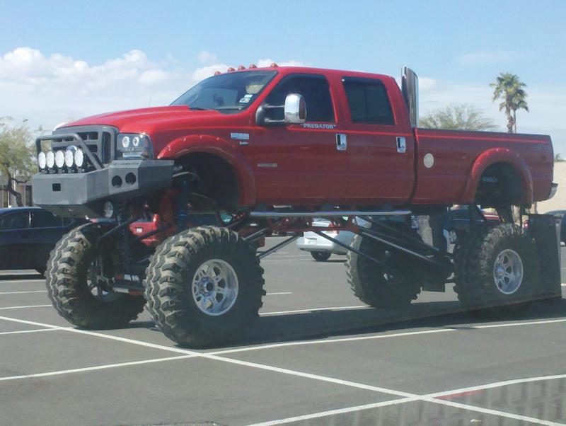 Look over this altoghether righteous truck you gonna fall out!!